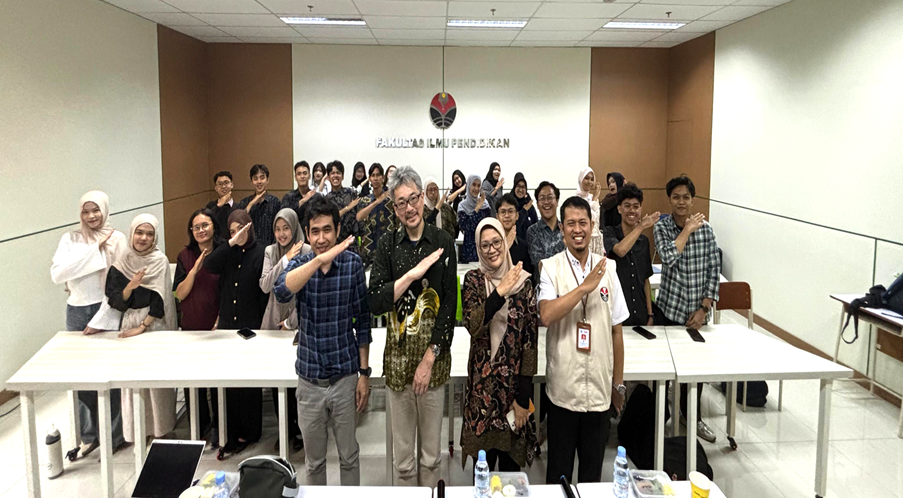 Sosialisasi Care Worker Regiono Group